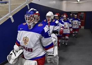 PLYMOUTH, MICHIGAN - APRIL 6: Russia's Maria Sorkina #69 leads her team to the ice prior to placement round action against team Sweden at the 2017 IIHF Ice Hockey Women's World Championship. (Photo by Minas Panagiotakis/HHOF-IIHF Images)

